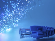 Kabelli Ethernet: Ram vs. Fiber - Liema huwa l-Għażla Aħjar?
